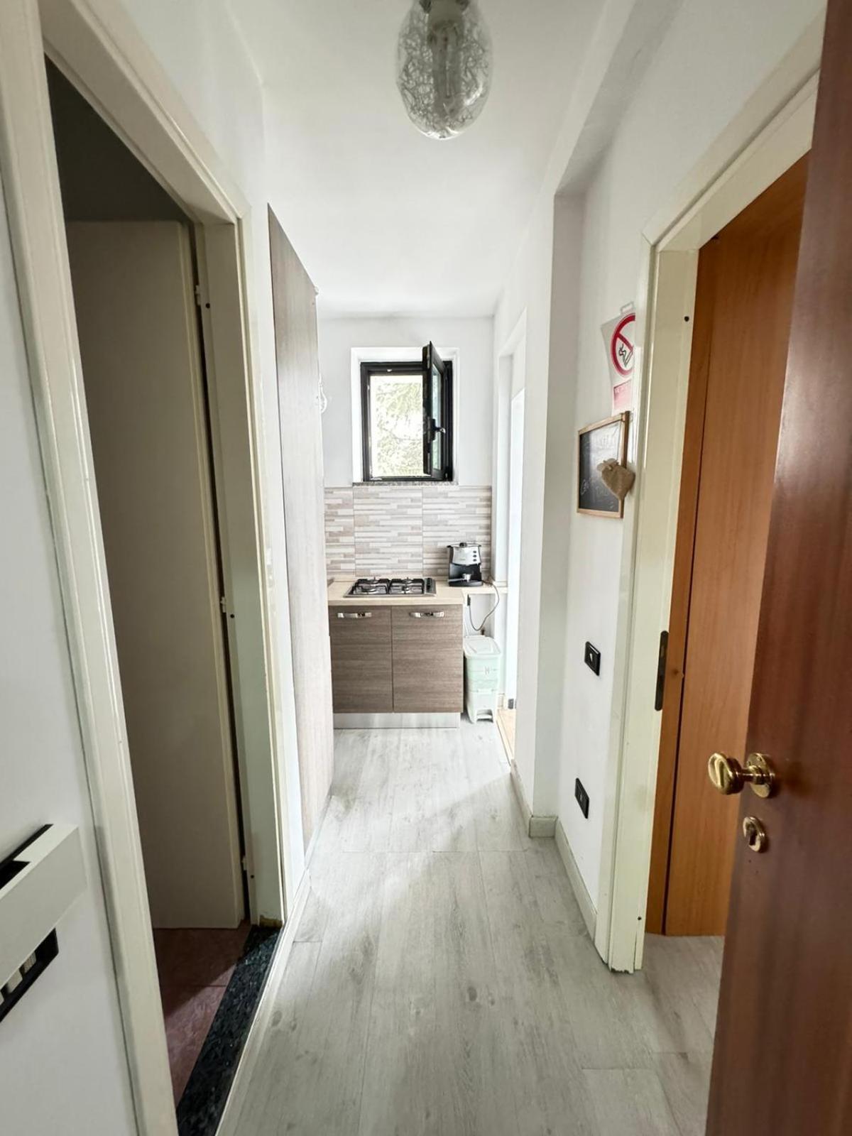 شقة Grazioso&Collegatissimo Con Terrazzo فروزينوني المظهر الخارجي الصورة